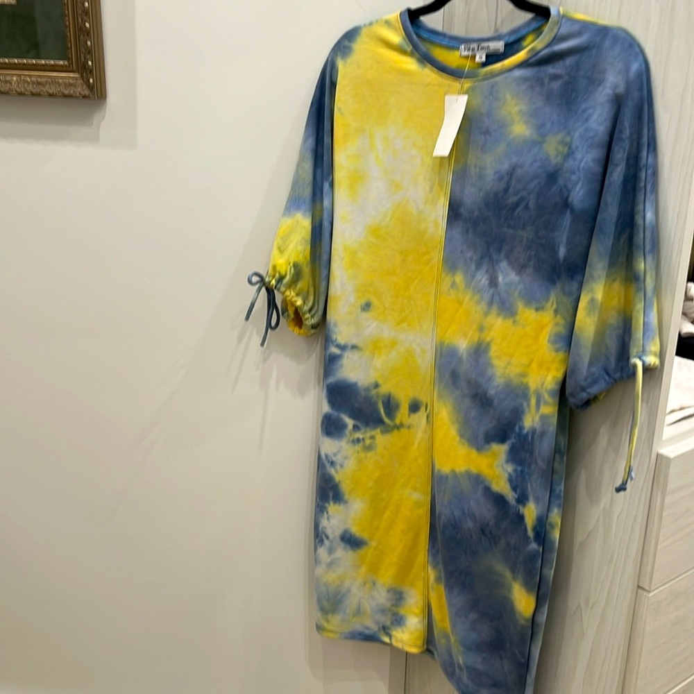 Tie die dress by velvet torch
